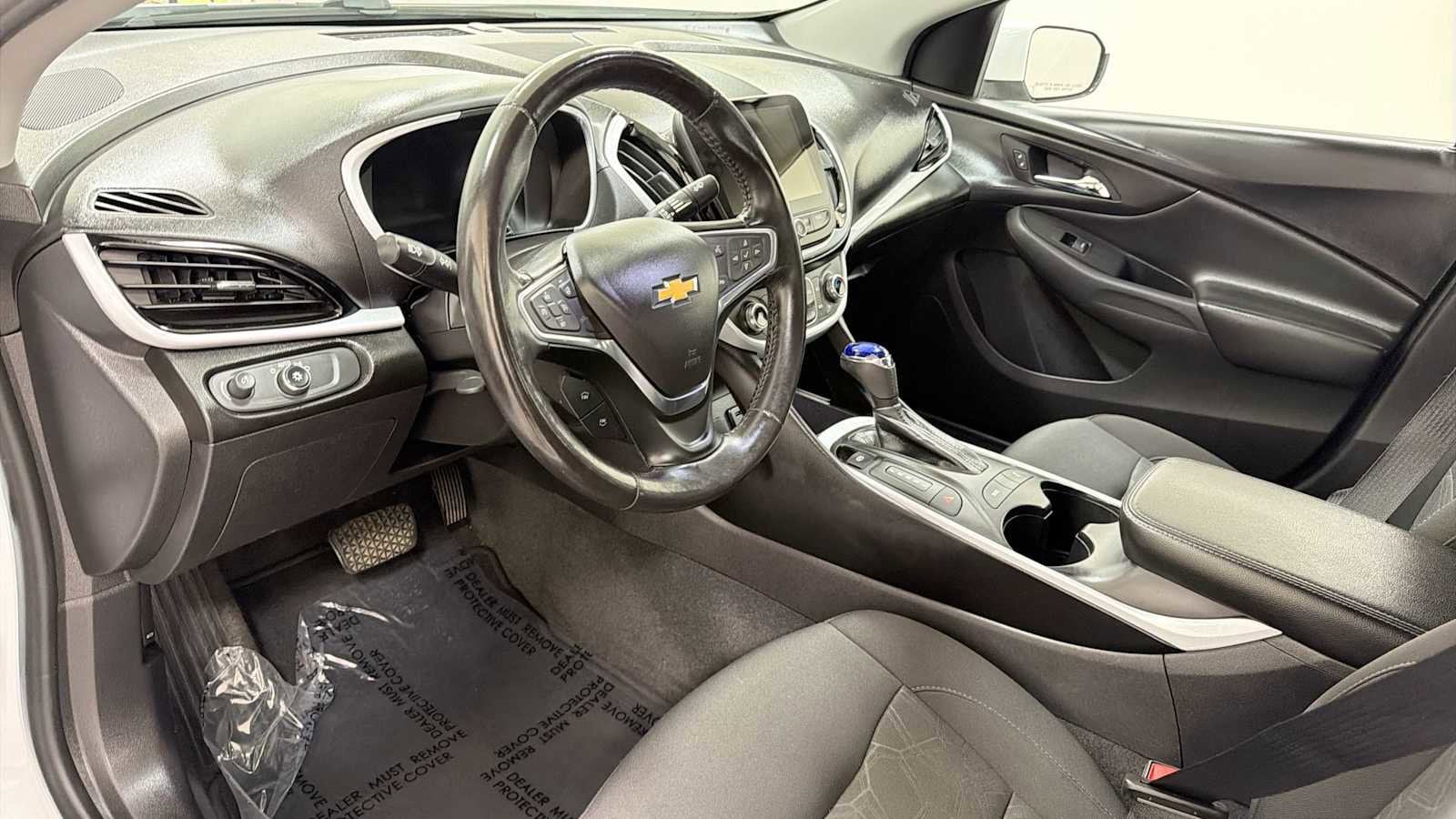 Thumbnail: 2018 Chevrolet Volt - 12