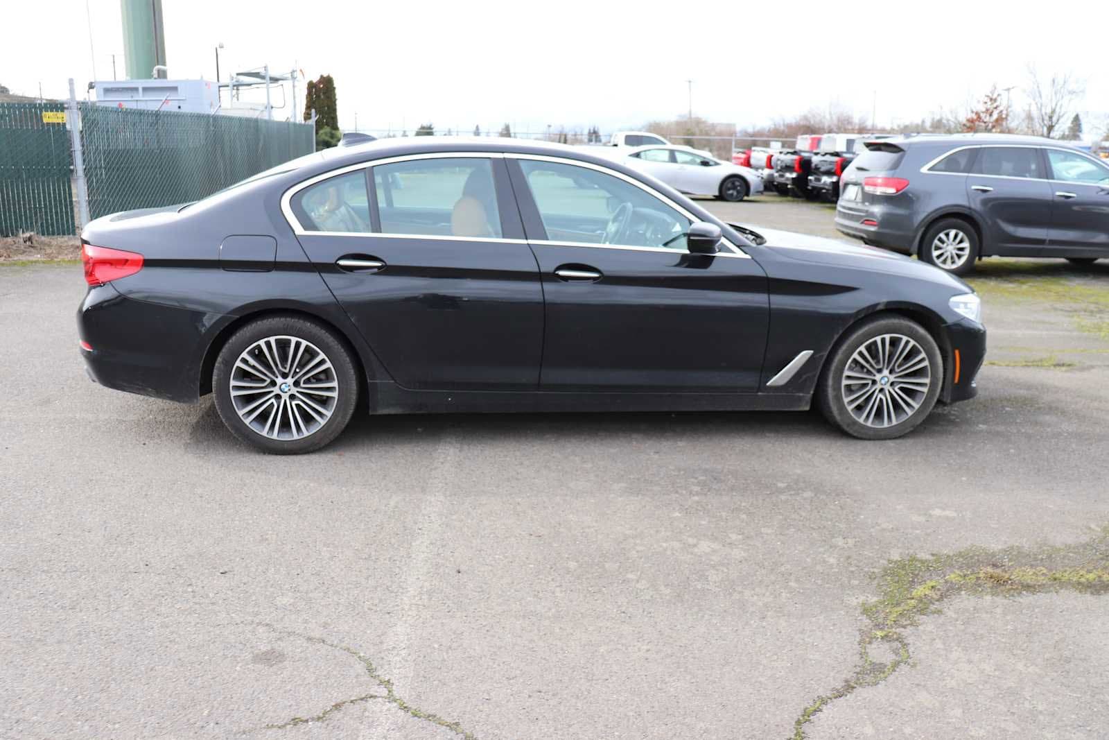 Thumbnail: 2018 BMW 5 Series - 4