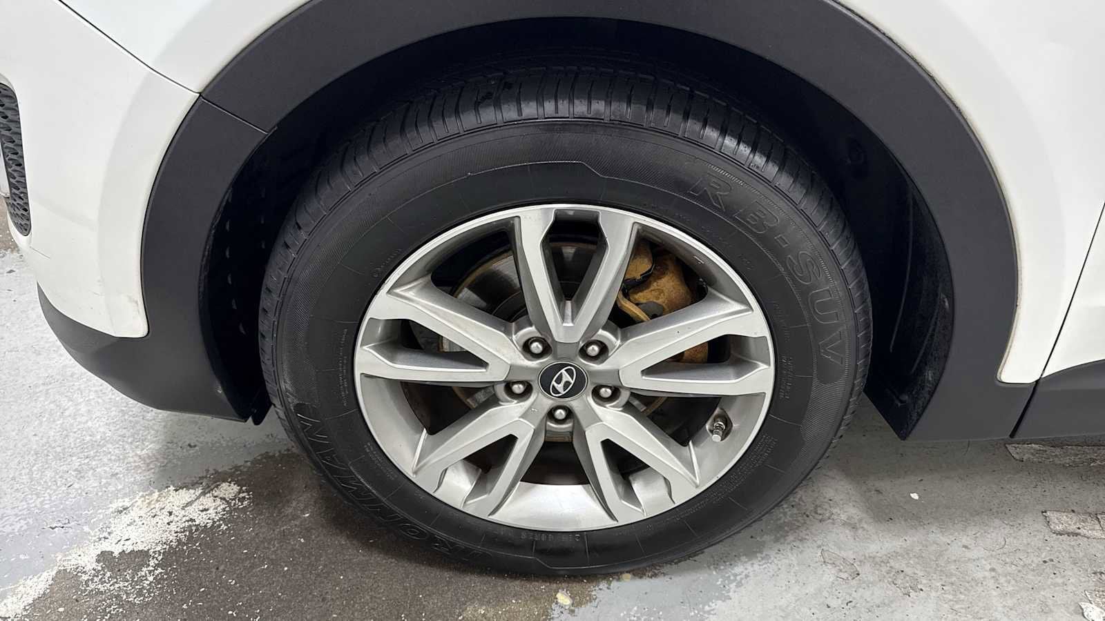 Thumbnail: 2014 Hyundai Santa Fe - 10