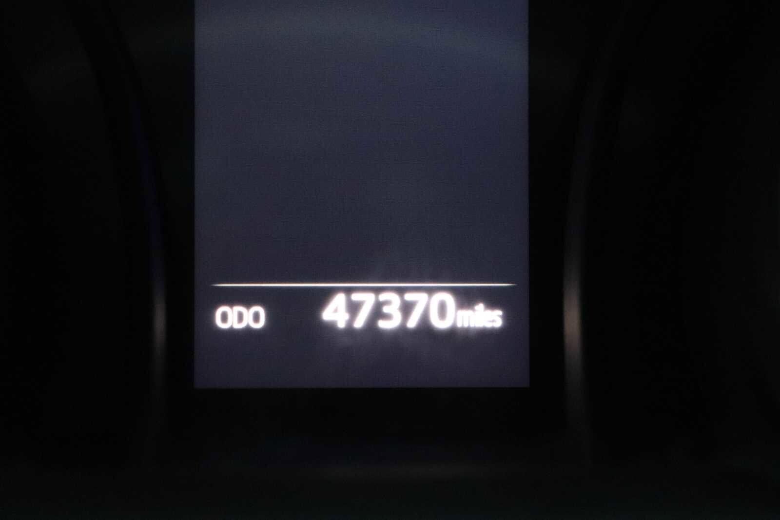 Thumbnail: 2020 Toyota Camry - 11