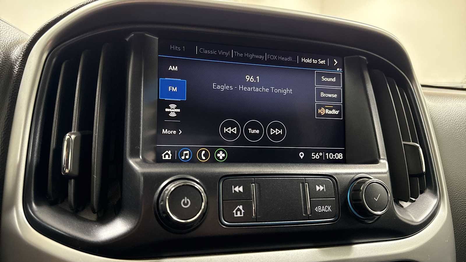 Thumbnail: 2019 Chevrolet Colorado - 18