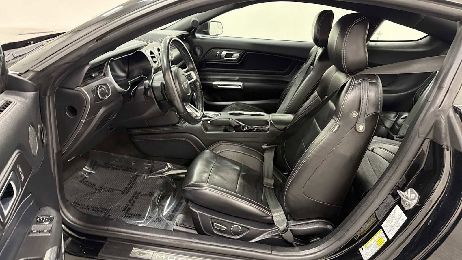 Thumbnail: 2018 Ford Mustang - 13