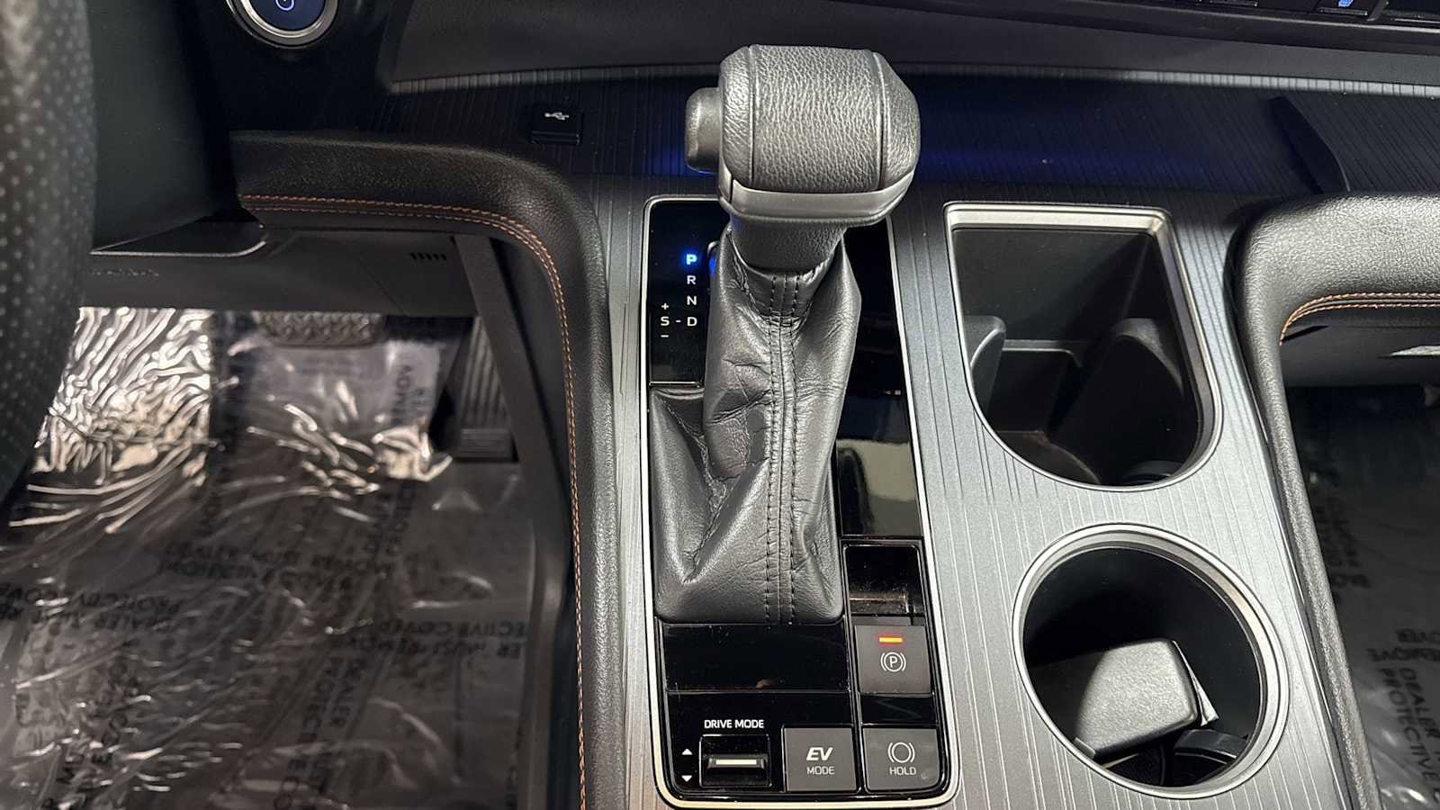 Thumbnail: 2021 Toyota Sienna - 22