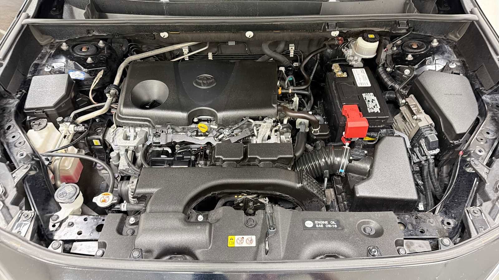 Thumbnail: 2019 Toyota RAV4 - 29