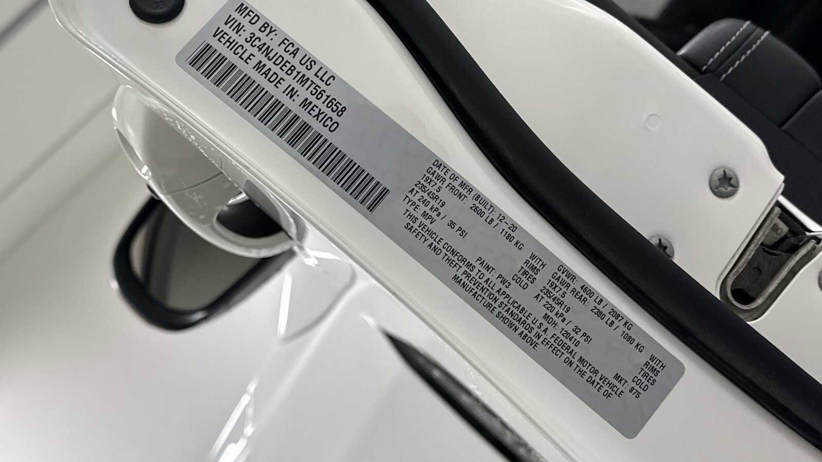 Thumbnail: 2021 Jeep Compass - 11