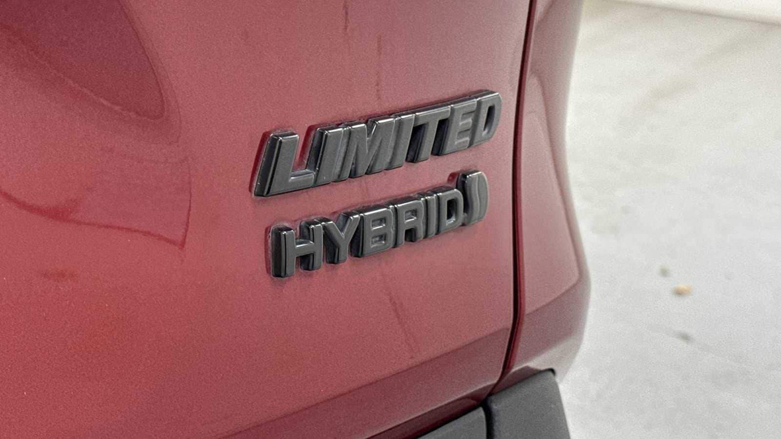 Thumbnail: 2021 Toyota RAV4 - 29