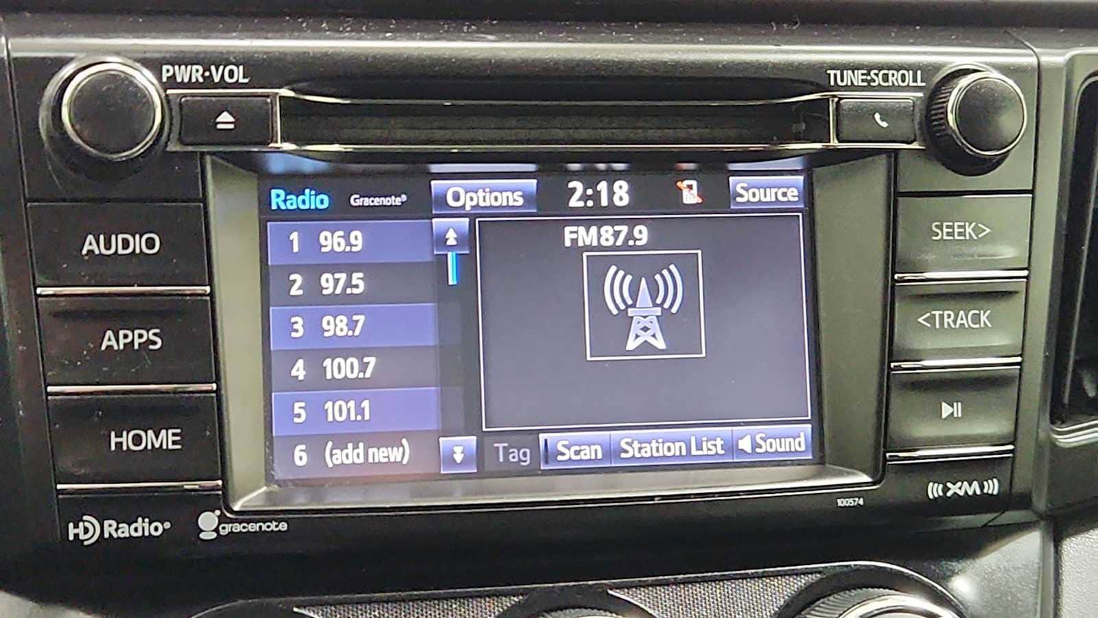 Thumbnail: 2017 Toyota RAV4 - 18