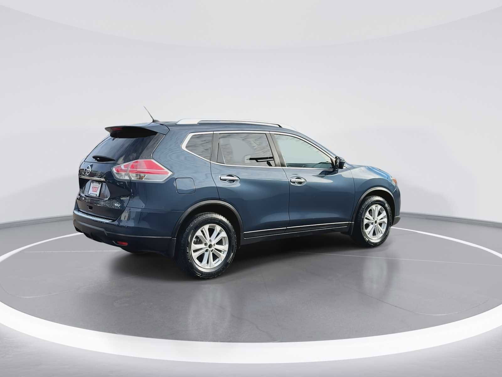 Thumbnail: 2016 Nissan Rogue - 8
