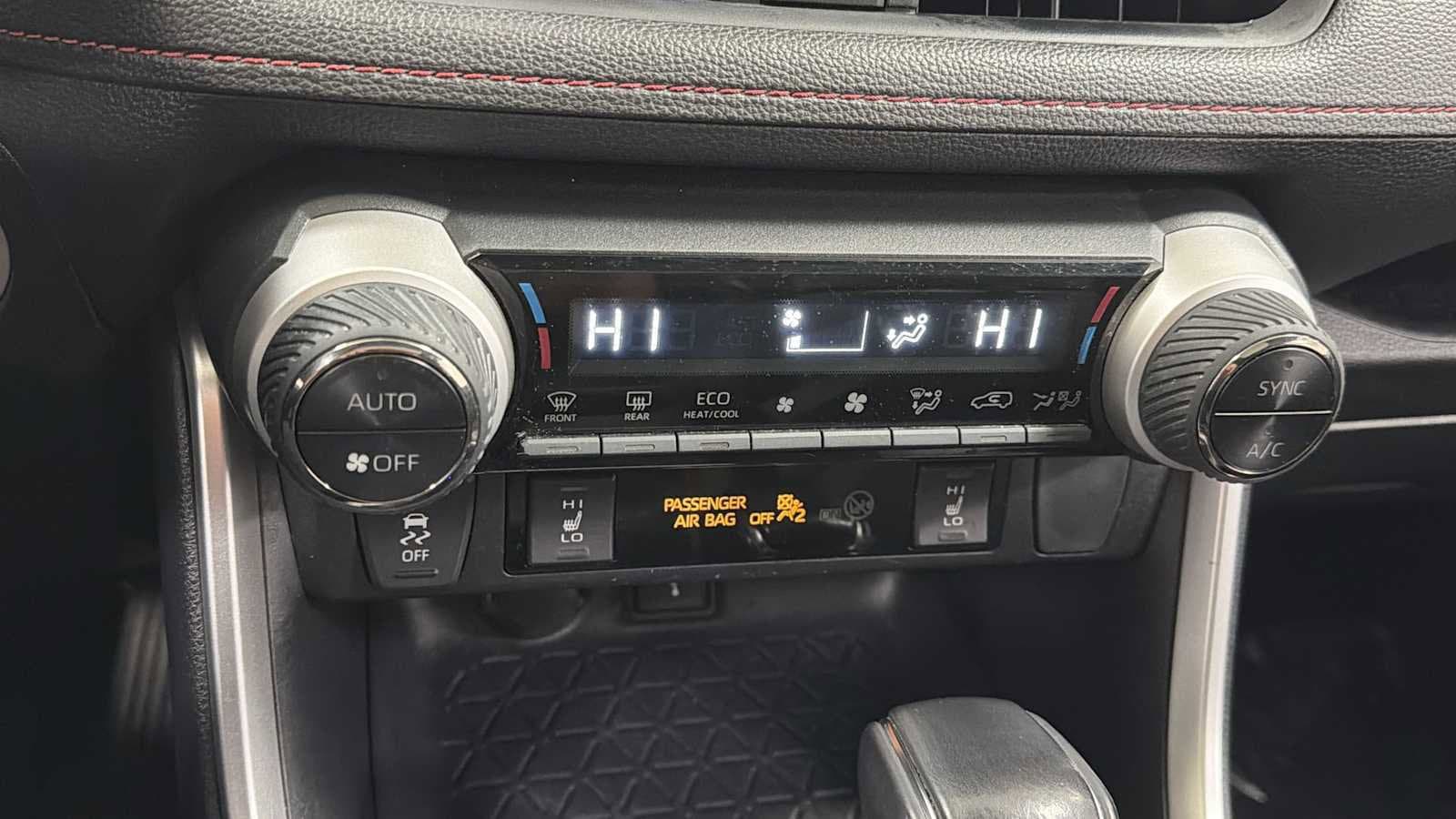 Thumbnail: 2021 Toyota RAV4 - 20