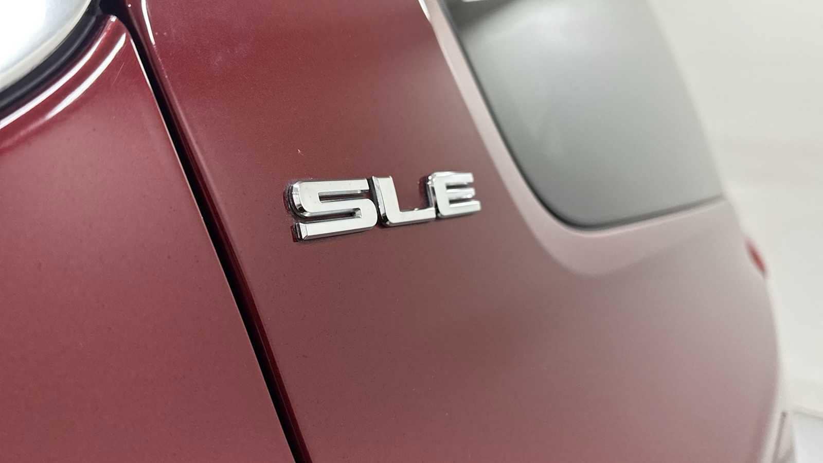 Thumbnail: 2017 GMC Acadia - 27