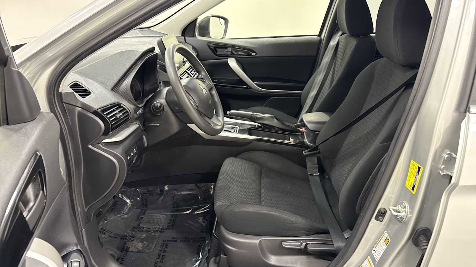 Thumbnail: 2023 Mitsubishi Eclipse Cross - 13