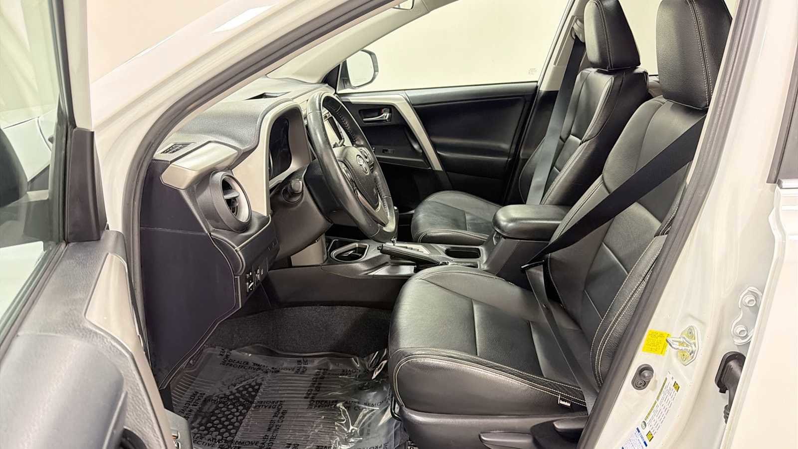 Thumbnail: 2017 Toyota RAV4 - 13