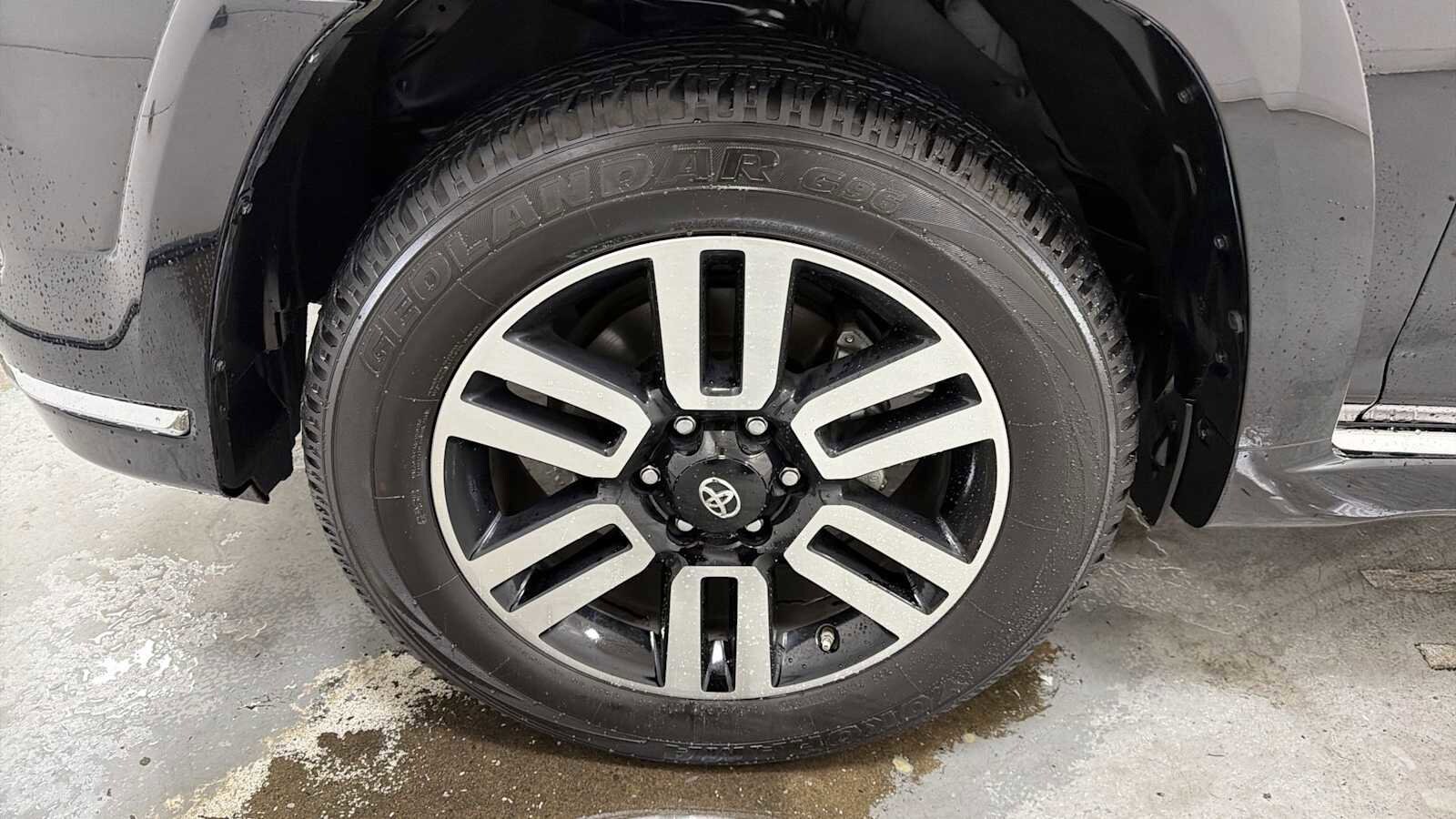 Thumbnail: 2020 Toyota 4Runner - 10