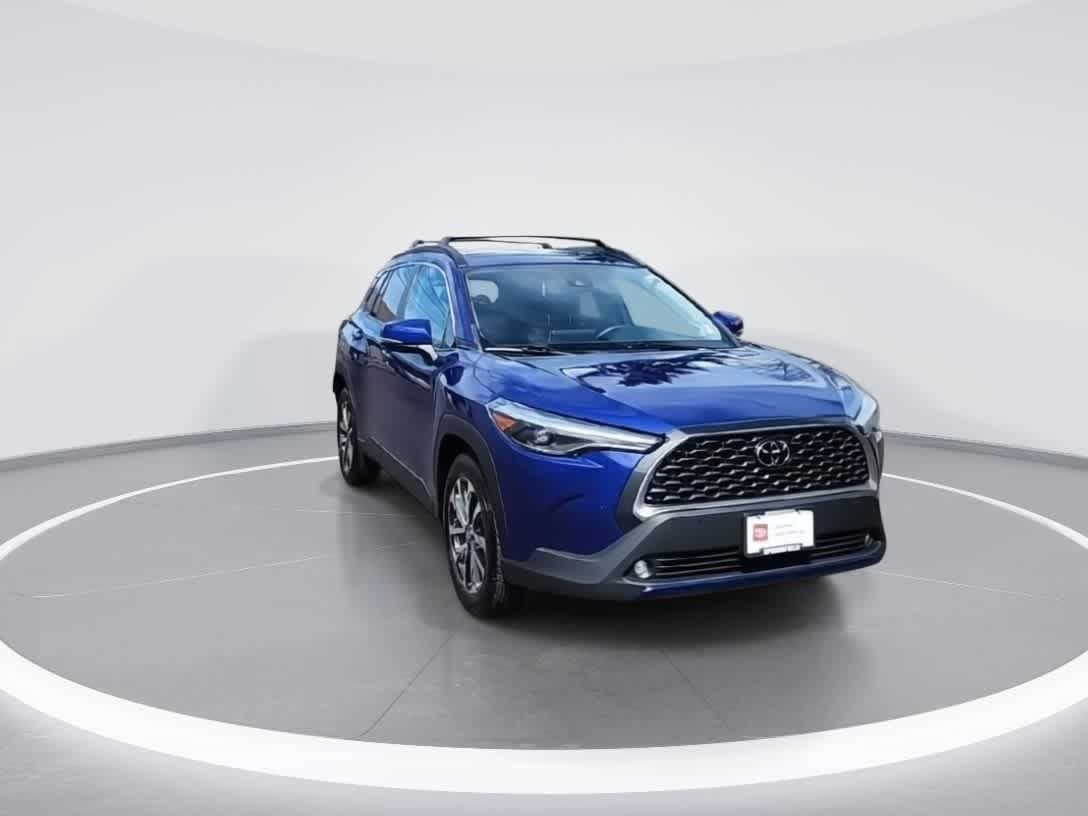 Thumbnail: 2022 Toyota Corolla Cross - 2