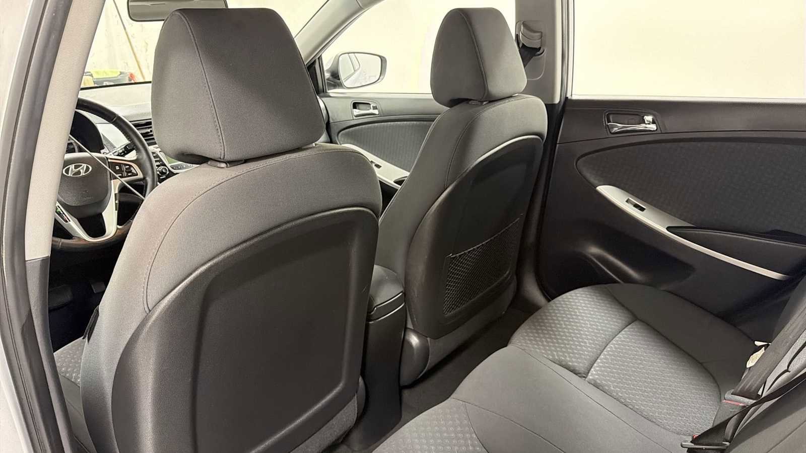 Thumbnail: 2012 Hyundai Accent - 23