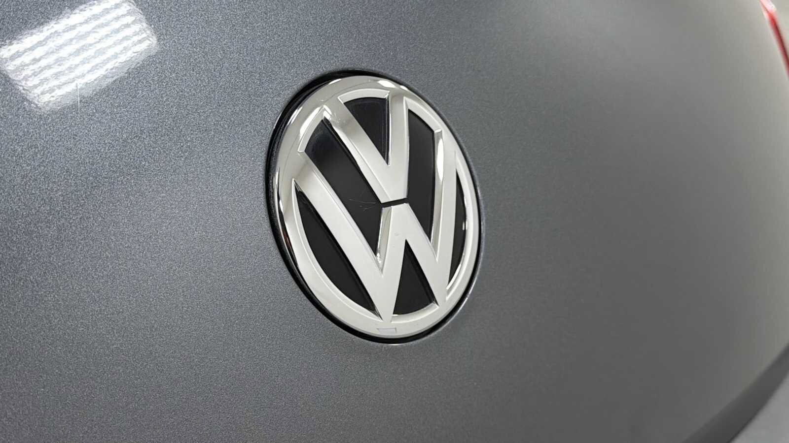 Thumbnail: 2014 Volkswagen Beetle - 30