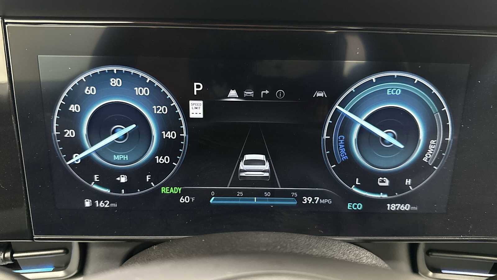 Thumbnail: 2025 Hyundai Elantra - 17