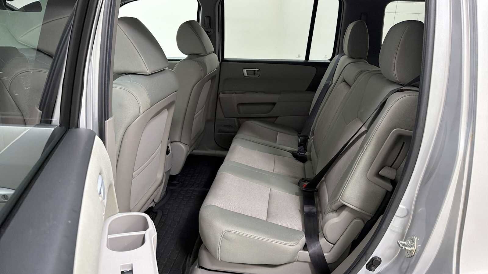 Thumbnail: 2013 Honda Pilot - 23