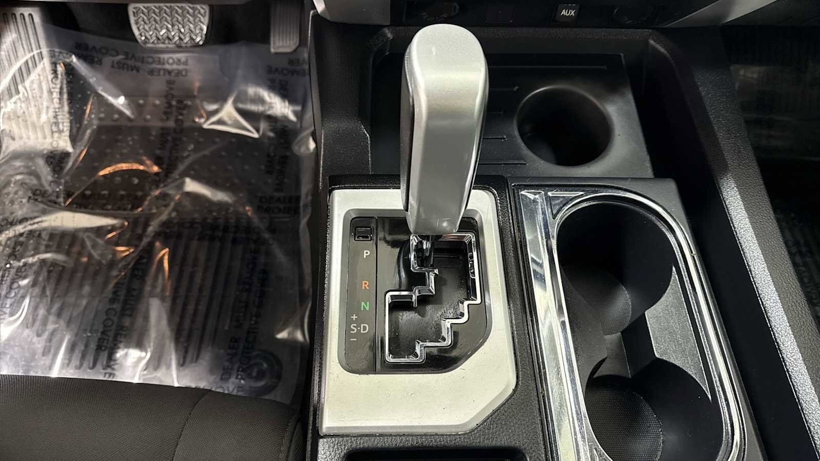 Thumbnail: 2017 Toyota Tundra - 22