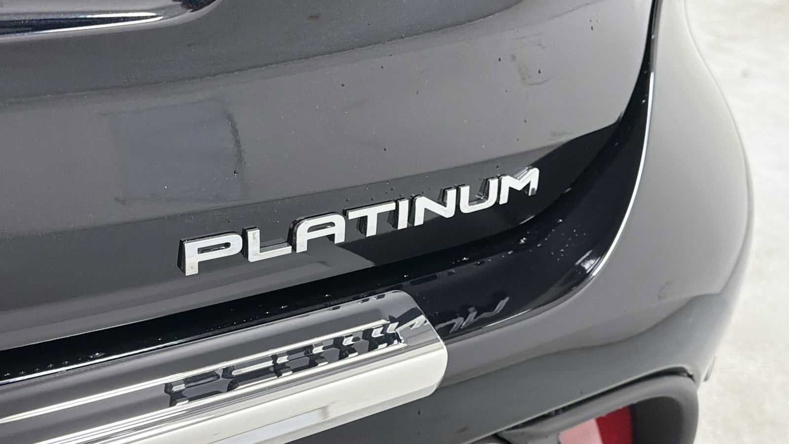 Thumbnail: 2026 Toyota Highlander - 30