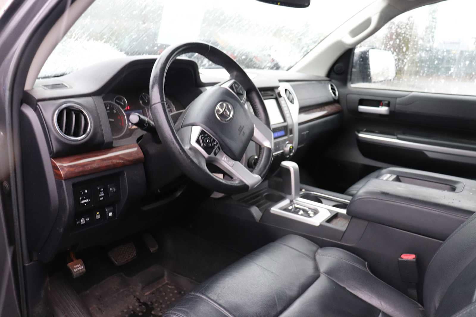 Thumbnail: 2017 Toyota Tundra - 10