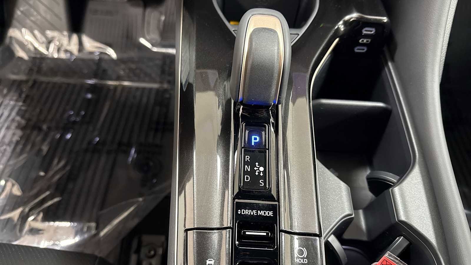 Thumbnail: 2026 Toyota Crown Signia - 22