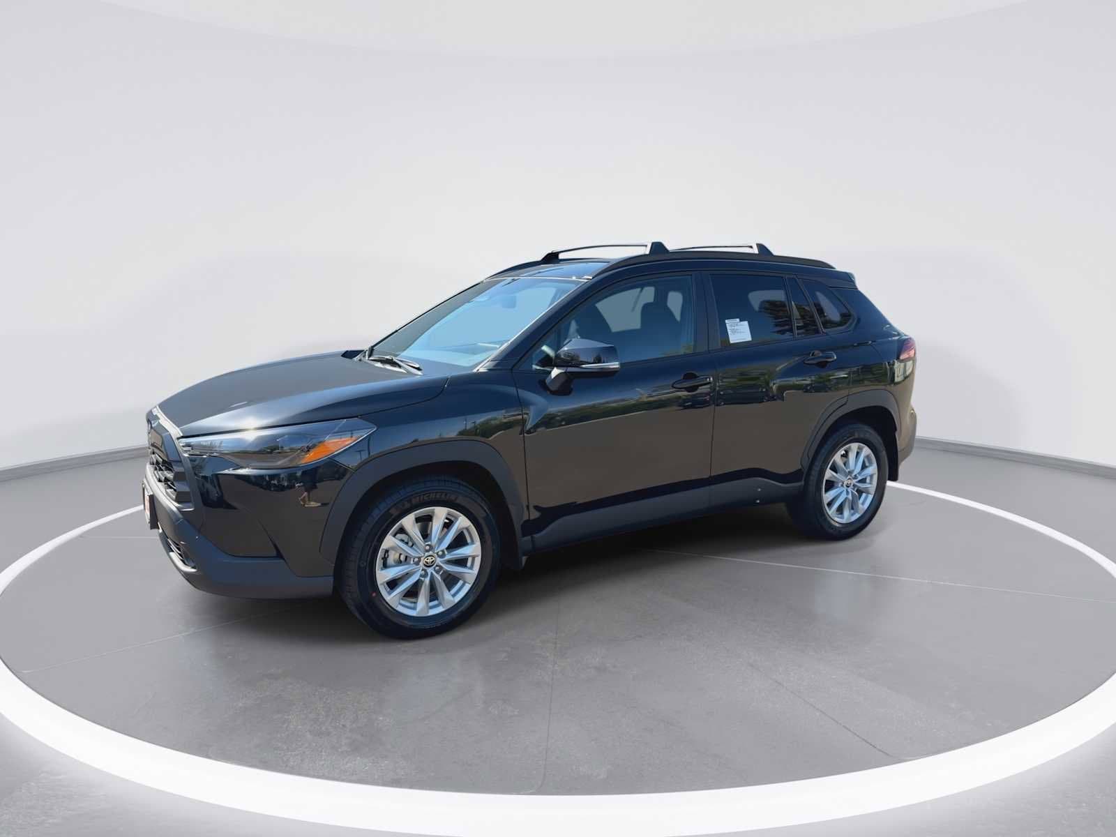Thumbnail: 2026 Toyota Corolla Cross - 4