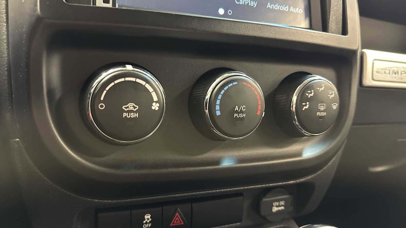 Thumbnail: 2016 Jeep Compass - 19