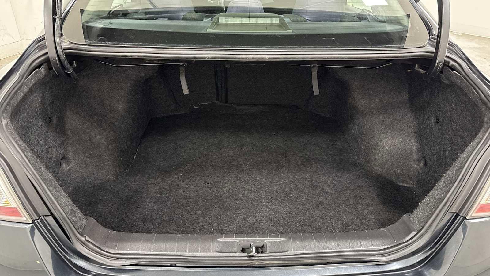 Thumbnail: 2015 Nissan Altima - 26