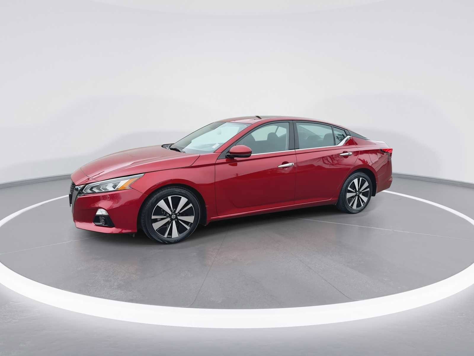 Thumbnail: 2020 Nissan Altima - 4