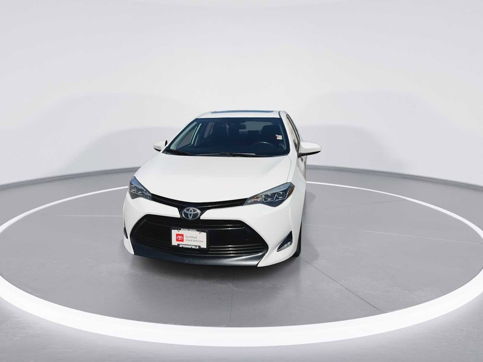 Thumbnail: 2018 Toyota Corolla - 3