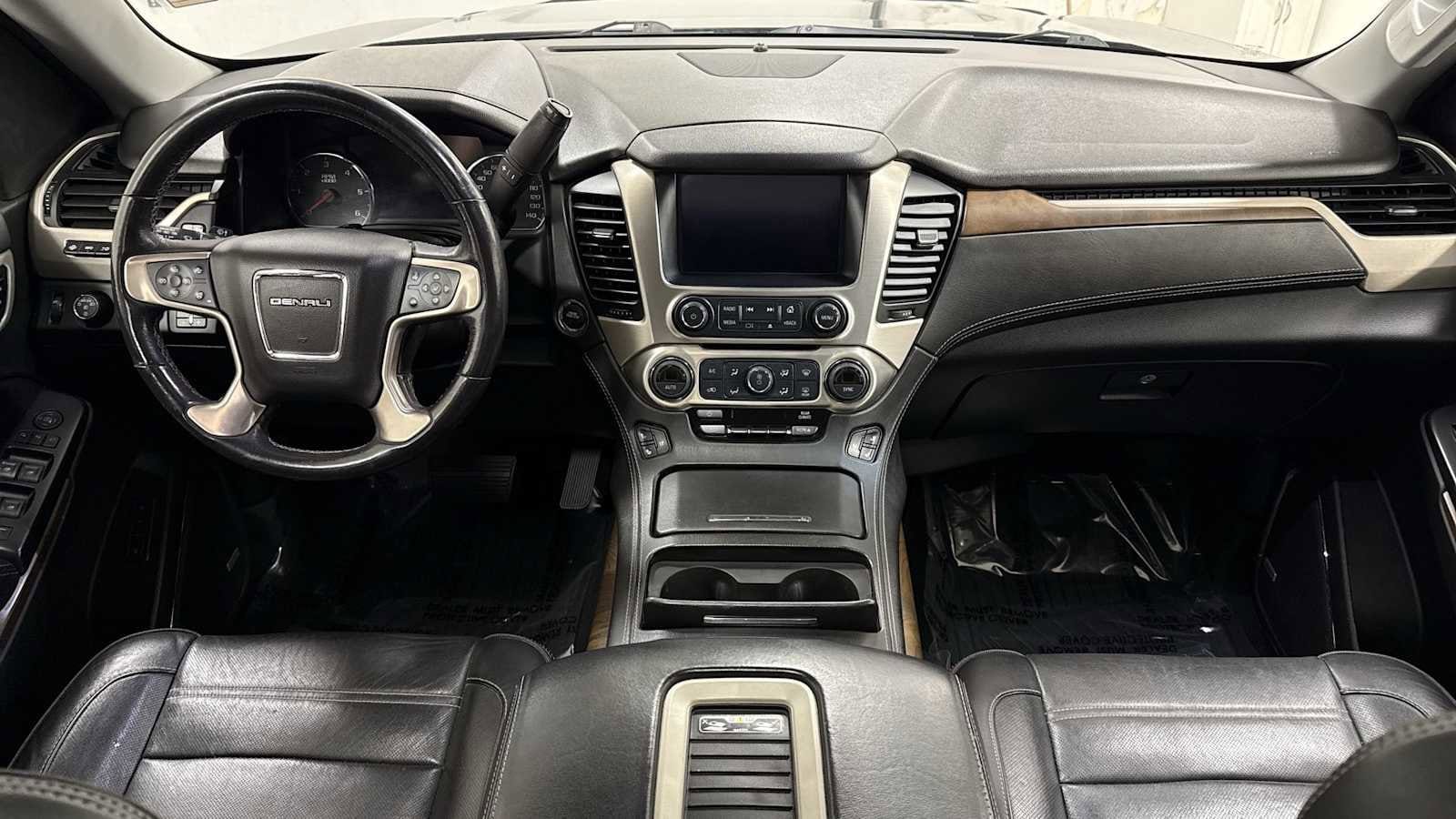 Thumbnail: 2018 GMC Yukon - 28