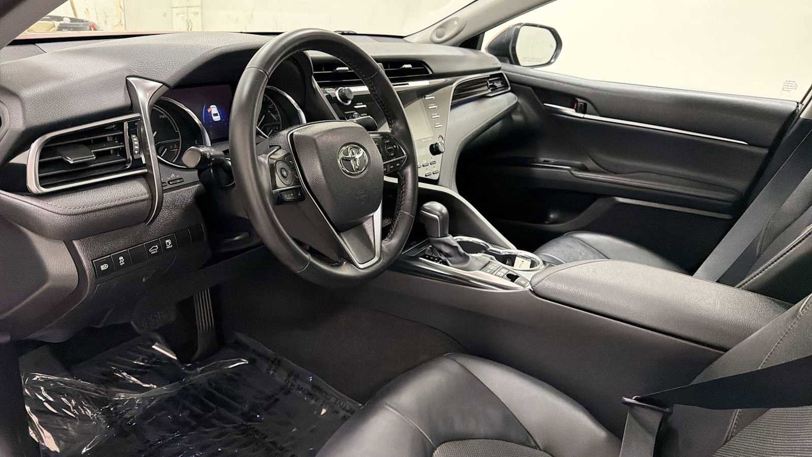 Thumbnail: 2020 Toyota Camry - 12