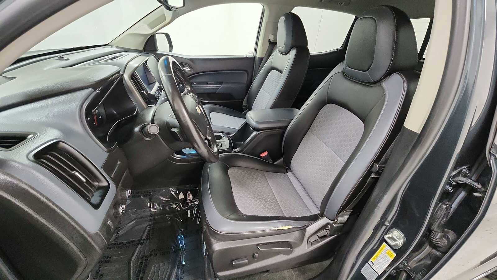 Thumbnail: 2017 Chevrolet Colorado - 13