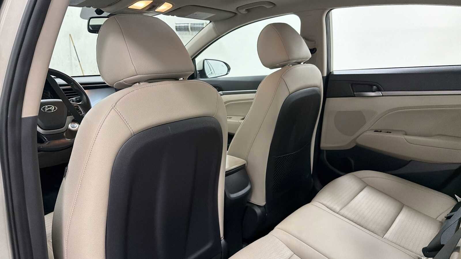 Thumbnail: 2018 Hyundai Elantra - 26