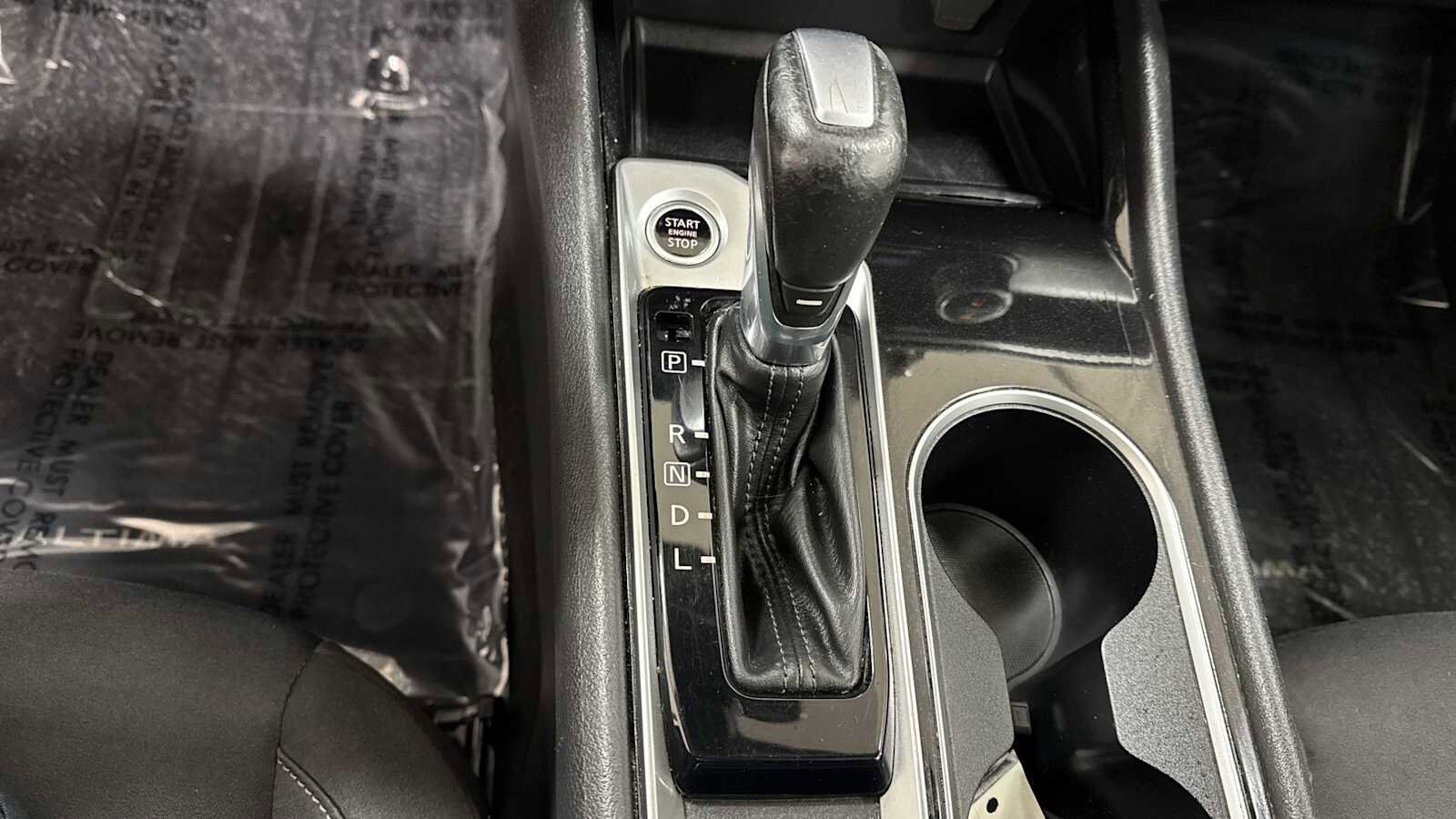 Thumbnail: 2020 Nissan Altima - 21