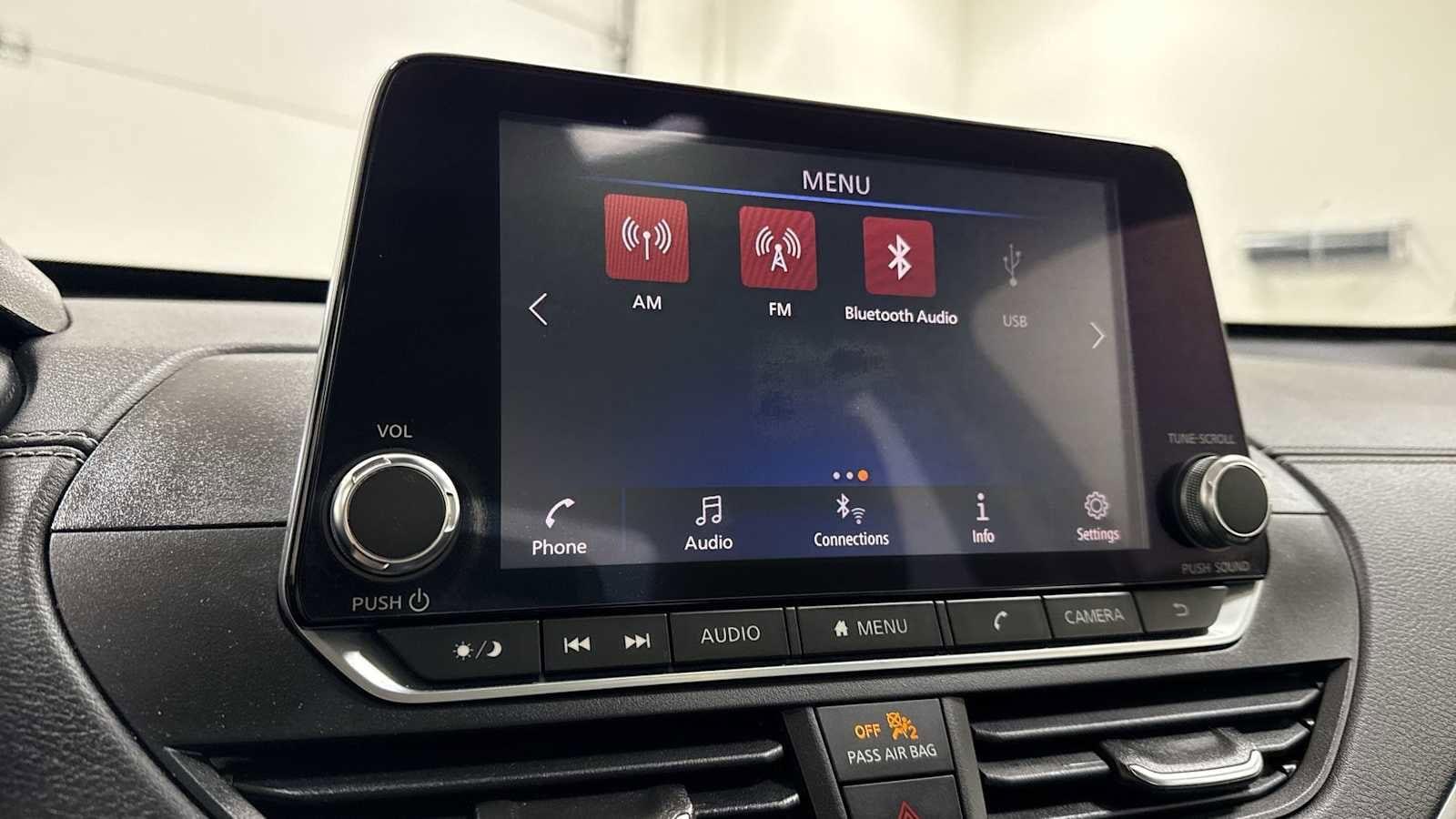 Thumbnail: 2020 Nissan Altima - 18