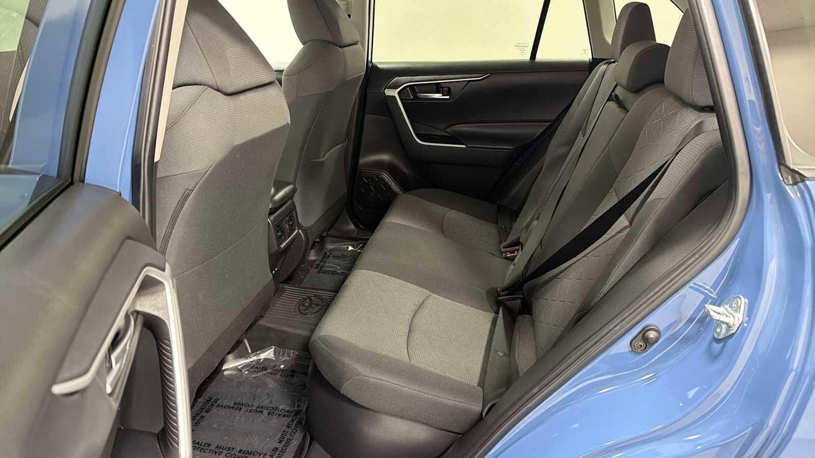 Thumbnail: 2023 Toyota RAV4 - 24