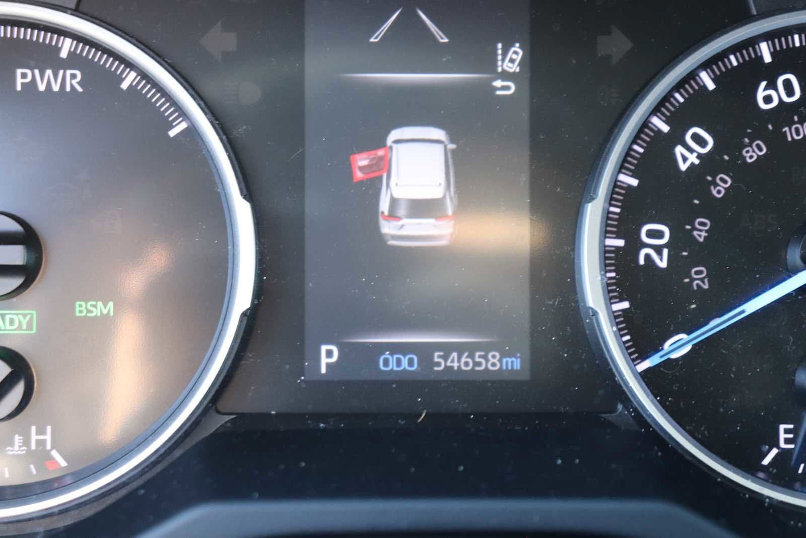 Thumbnail: 2021 Toyota RAV4 - 11