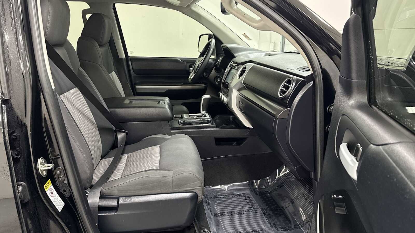 Thumbnail: 2017 Toyota Tundra - 29