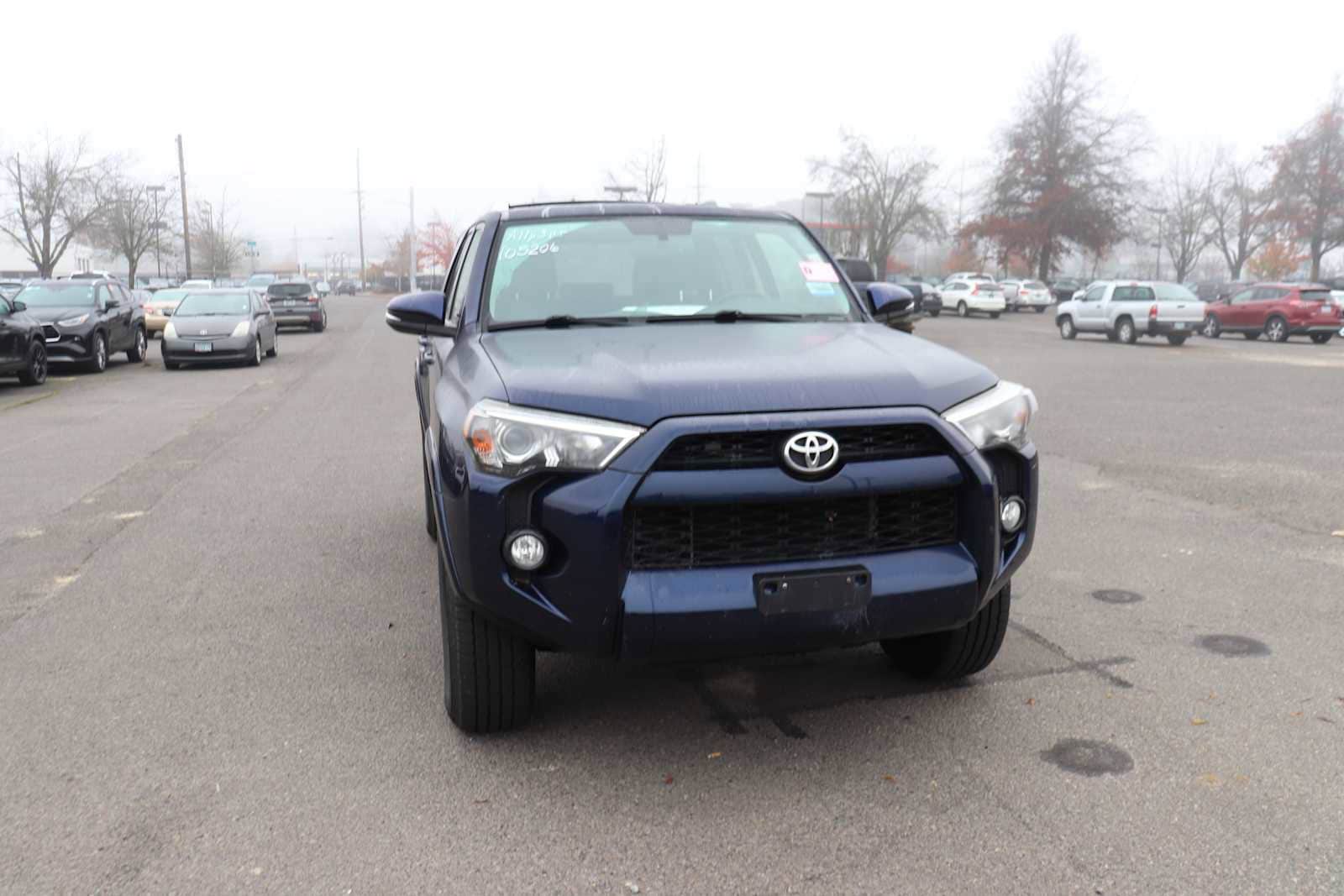 Thumbnail: 2018 Toyota 4Runner - 3