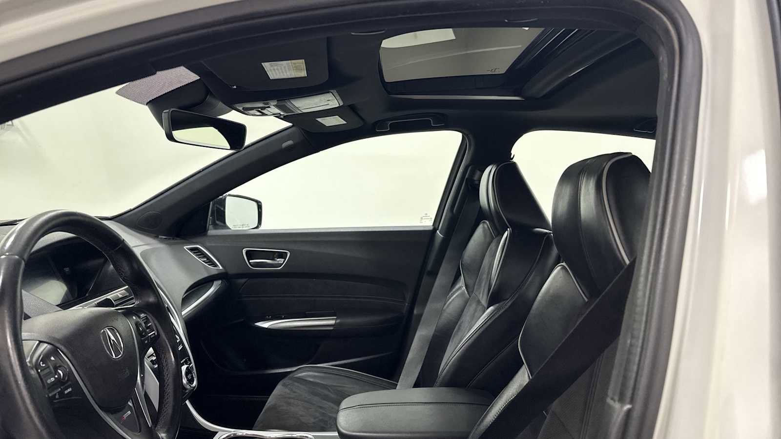 Thumbnail: 2019 Acura TLX - 23