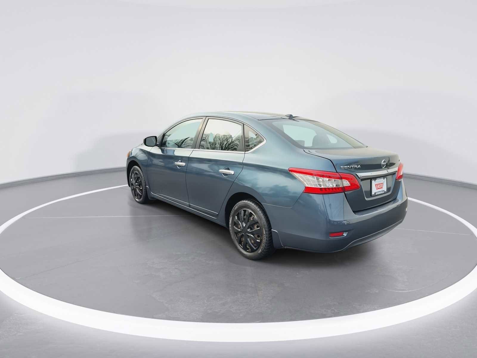Thumbnail: 2015 Nissan Sentra - 6