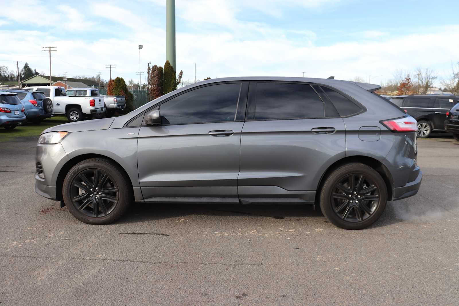 Thumbnail: 2022 Ford Edge - 8