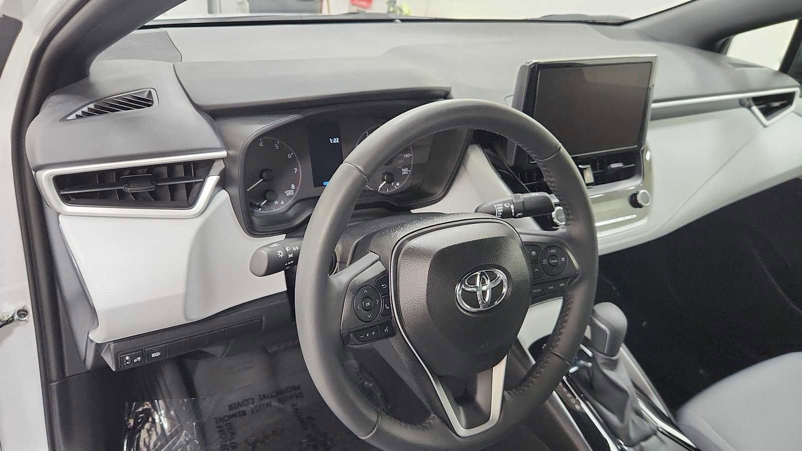 Thumbnail: 2025 Toyota Corolla - 12