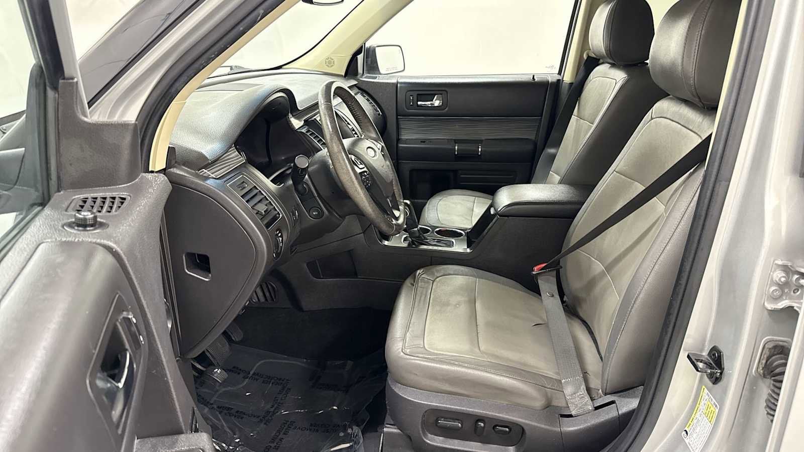 Thumbnail: 2016 Ford Flex - 13