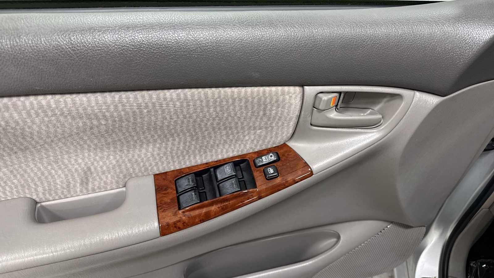 Thumbnail: 2007 Toyota Corolla - 15