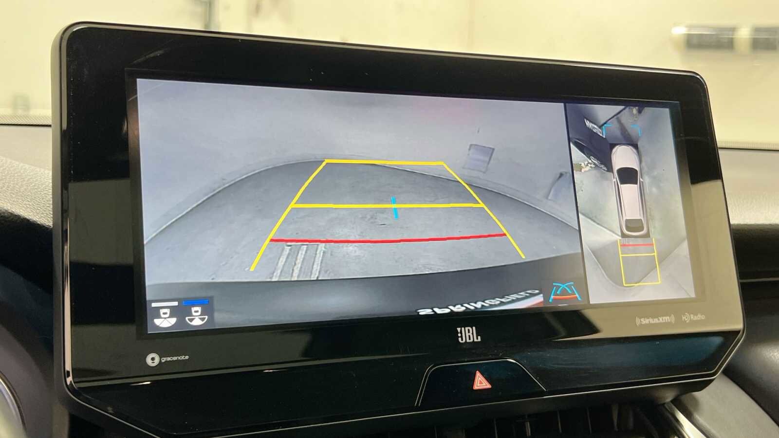 Thumbnail: 2021 Toyota Venza - 19