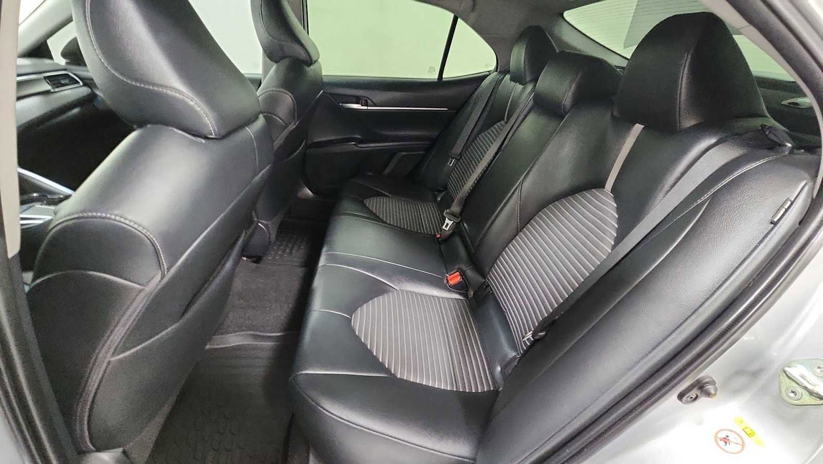 Thumbnail: 2018 Toyota Camry - 24