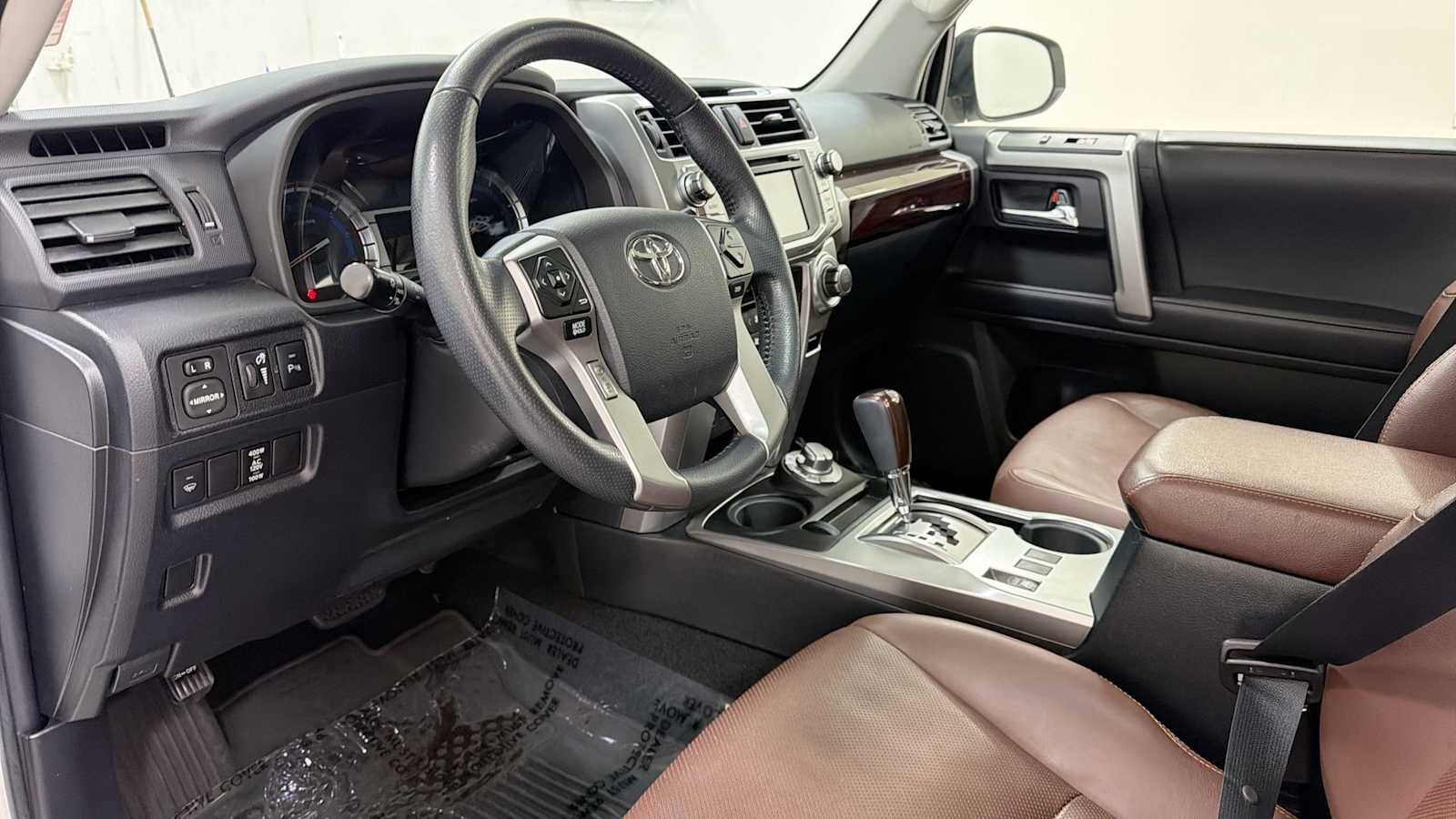Thumbnail: 2018 Toyota 4Runner - 12